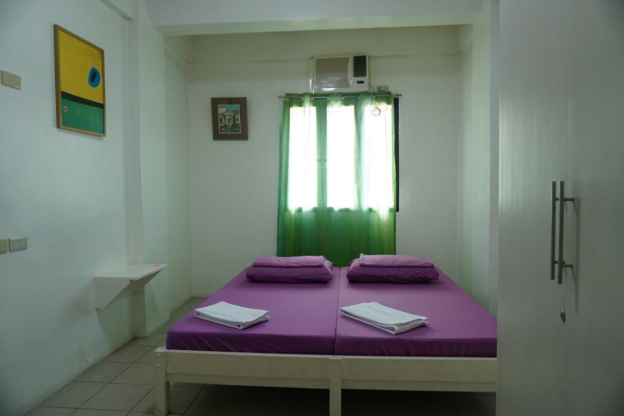 Tarasa Hostel Pasay Exterior foto